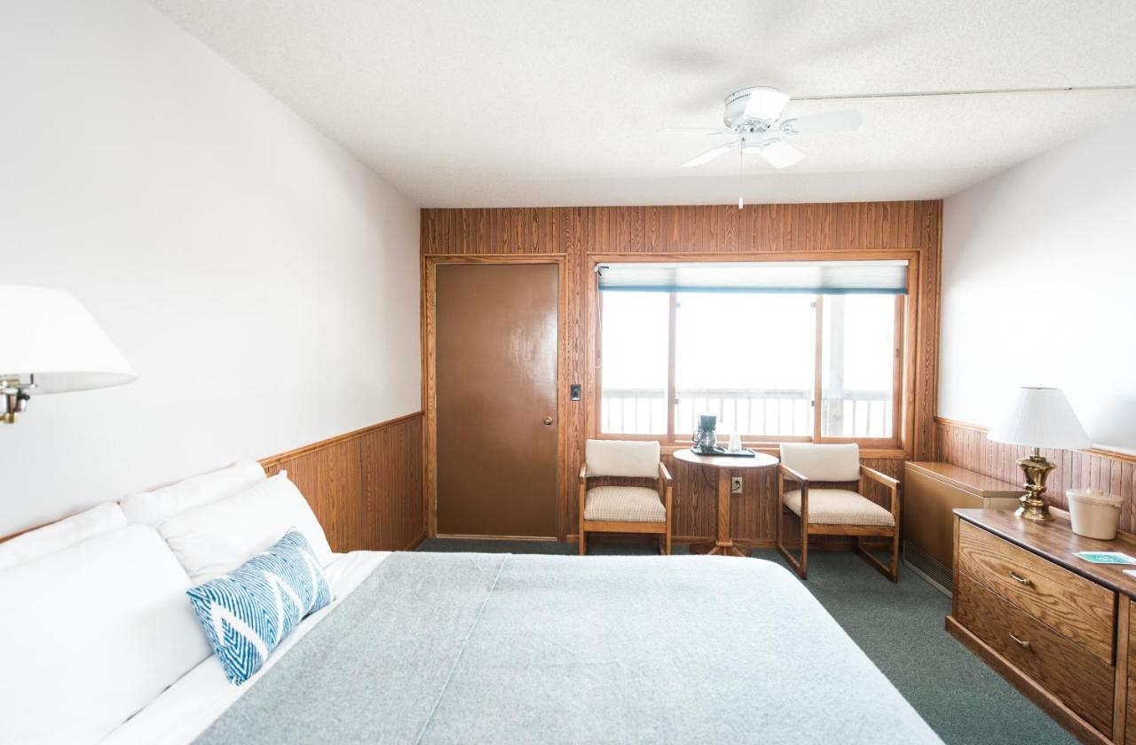 Seagull Bay Motel Bayfield Room photo