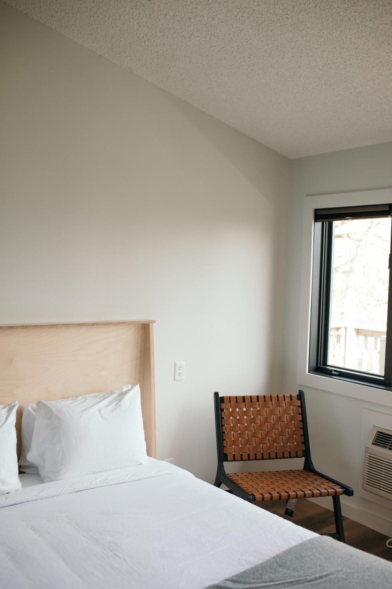 Seagull Bay Motel Bayfield Room photo