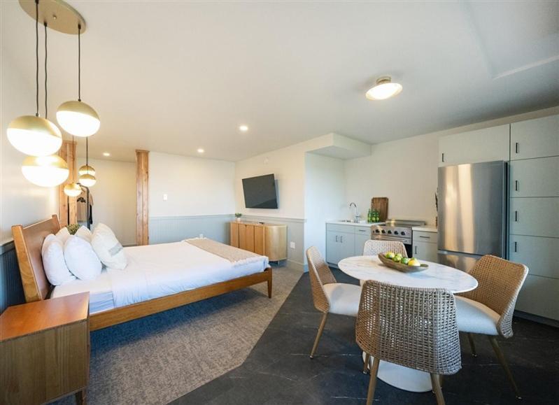 Seagull Bay Motel Bayfield Room photo
